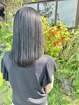 美容室 ルチア ハワイ(Luccica HAWAII) まとまりミディアム