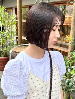 バートランド 白楽(Bertland)の写真/【白楽】伸ばしかけも美しく、簡単にまとまるショート・ボブもお任せ♪［白楽/ショート/ショートボブ］