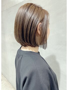 グラム バイ レイエレガンス(glam by REIELEGANCE) 大人可愛いボブ/透明感ベージュカラー