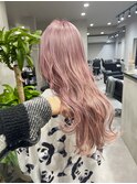 ピンクベージュ