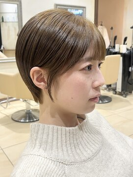 ザック ヴィ(ZACC  vie) コンパクトショート/ベージュカラー