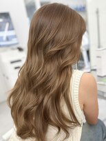 アマトウキョウスマートサロン(AMA TOKYO×Smart Salon)&nbsp;ヘーゼルベージュ　ブリーチなし　レイヤーカット　海外風