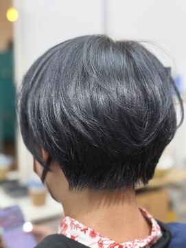 スナリー(Snaly) 暗髪/ブルージュ/マッシュショート