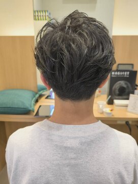 ウイバイファースト(u'i by first) メンズのパーマスタイル