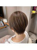 ショートボブ