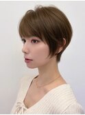 【サイドからのシルエットも素敵なショート】
