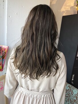 へアメイクワンプラス 四日市(HAIR MAKE ONEplus) ハイライト オーシャングレー