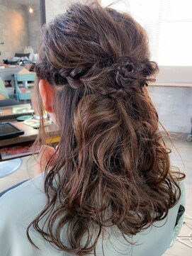 オンリエド ヘアデザイン(ONLIed Hair Design) 【ONLIed】『お花コラージュ』お呼ばれハーフアップ