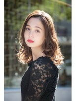 アクアオモテサンドウ(ACQUA omotesando)&nbsp;大人可愛いカーキベージュのロングボブ【熊谷安史】３