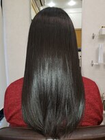 アルファ美容室(alfa) ツヤサラストレート【20代】
