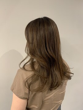 ロエ(loe) 地毛を活かすナチュラルハイライト