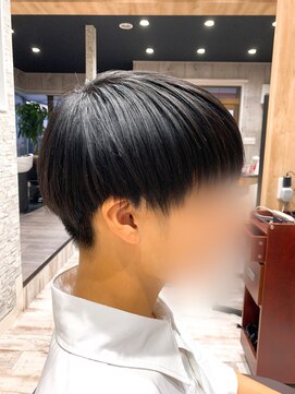 リヤン(Lien) 刈り上げマッシュ