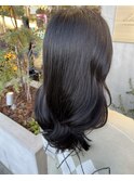 ダークアッシュ 艶髪ロング　顔周りレイヤー 【20代/30代/40代】