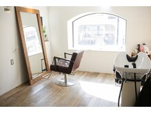 ジョージアンドジジ アドラーブルヘアサロン(Joji AND JiJi adrable hair salon)