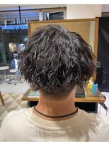 リボーン ビューティー リゾート 松戸店(re-born Beauty Resort) アッシュブラックカルマパーマウルフベリーショート