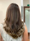 グレージュブラウンカラー&レイヤースタイル