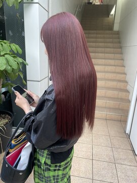 クララ サカエ(CLALA Sakae LA.DONNA group) レッドカラー