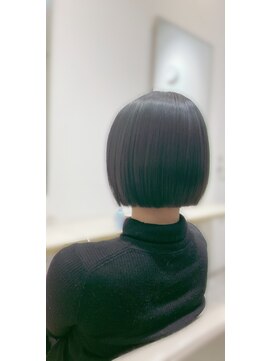 エッジ オリジネーション 梅田店(edge origination) 切りっぱなしスタイル