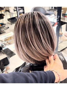 プティ(PUTY) ボブ バレイヤージュ