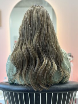 吉 ハイライトミルクティー