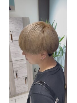 アース オーセンティック 松山銀天街店(EARTH Autentic) ミルクティーカラー