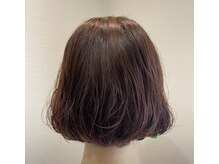 ヴォヤージュトロワ(voyage trois)の雰囲気（うるツヤカラー/手触りが滑らかです）
