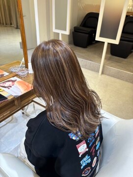 スペックホルダーミミ(Spec Holder mimi) ハイライト×ベージュカラー9.23デザインカラー