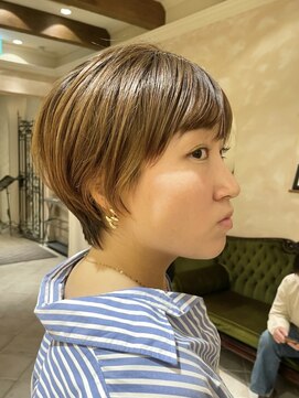 ビュートリアム265(BEAUTRIUM 265) ★大人ショート/くびれショート/赤みなしベージュ/前髪/銀座20代