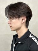 刈り上げセンターパートテーパーフェードカットニュアンスパーマ