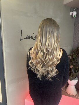 ラニシス ヘアー(Lanisis Hair) グラデーションシルバー