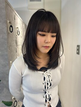 ムーン バイ ケンジ(moon by KENJE) Nanaka/セミロングレイヤー艶カラー