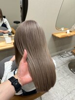 シカ 神戸三宮元町店(Cica) グレージュ ミルクティー ブリーチ ダブルカラー 三宮