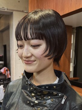 ナループロアポンテ(Nalu pu loa PONTE) ショートレイヤーカットシャギーカットパーマ落としパーマ戻し