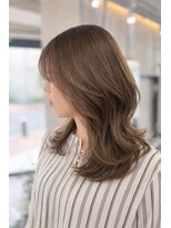 ナイロン 西葛西店(NYLON.)&nbsp;柔らかベージュのくびれレイヤー
