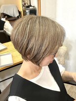 リル(LiL) アシメショートボブ