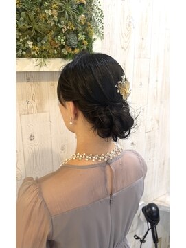 ヘアールーム アート(hair room a to by NYNY) アップスタイル
