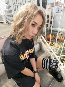 ジーナ(XENA) カジュアルミディ