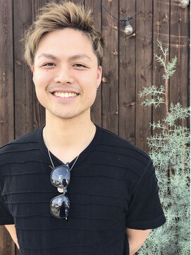 ヘア ミーツ ドレス プレローマ(HAIR meets dress pleroma) 束感☆ショート