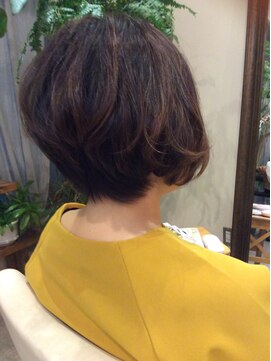 ペブル(pebble) ショートボブ