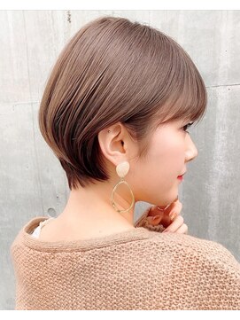 ミィ 浦和(mee) 【mee.】丸みショート　ショコラグレージュ