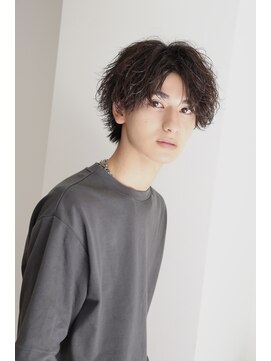 ネイビー(NAVY) 簡単スタイリング 無造作 ツイストスパイラル センターパート