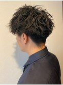 ゆるめのツイストパーマ