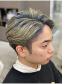 10代/20代/刈り上げ/センターパート/カラー/ブリーチ/メンズ