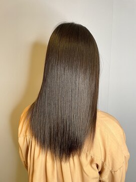 ブロッサム 東久留米店(Blossom) 20代30代40代髪質改善トリートメント艶感ストレート透明感