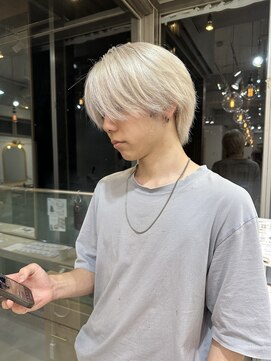 ヴァイス 新宿店(VAICE) White