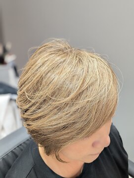 ジールヘアー(GIIL HAIR) アシンメトリーショートスタイル