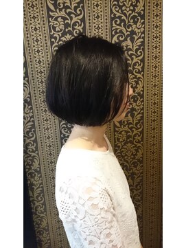 アウトオブザウッズ(out of the woods) グラボブ