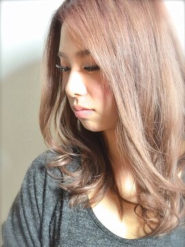 エミック(emick) ロングナチュラルスタイル