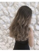 モアナ バイ ヘッドライト 沖縄東崎店(Moana by HEADLIGHT)&nbsp;Moana【東崎】#グラデーションカラー#ケアブリーチ#ゆるふわ