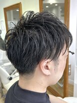 ヘッズ 本八幡店(HEADS)&nbsp;MEN'S HAIR  センターパート　ツイストスパイラル　コンマヘア